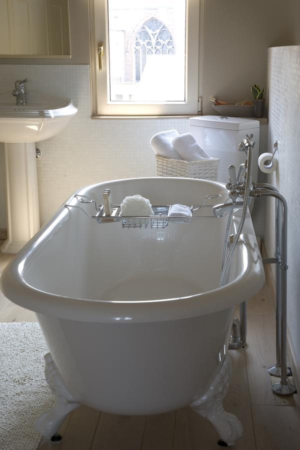 Domus Portus Bed & Breakfast Dendermonde Bagian luar foto